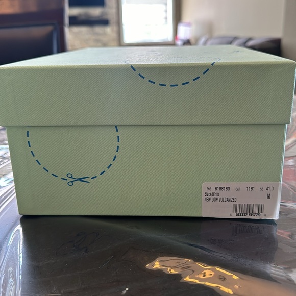 SOLDDD. NWT Off White Sneakers - Picture 13 of 13